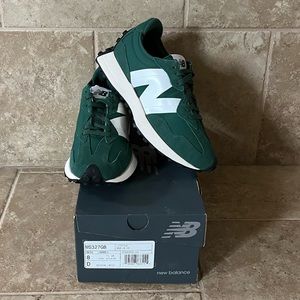 New Balance 327 Sneaker
